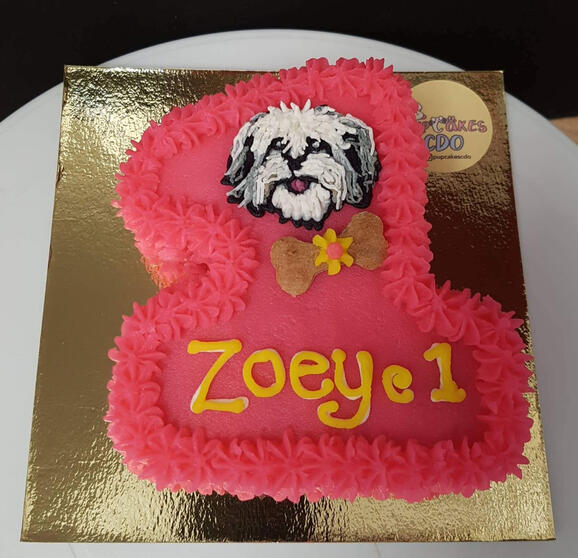 Number cake with portrait
